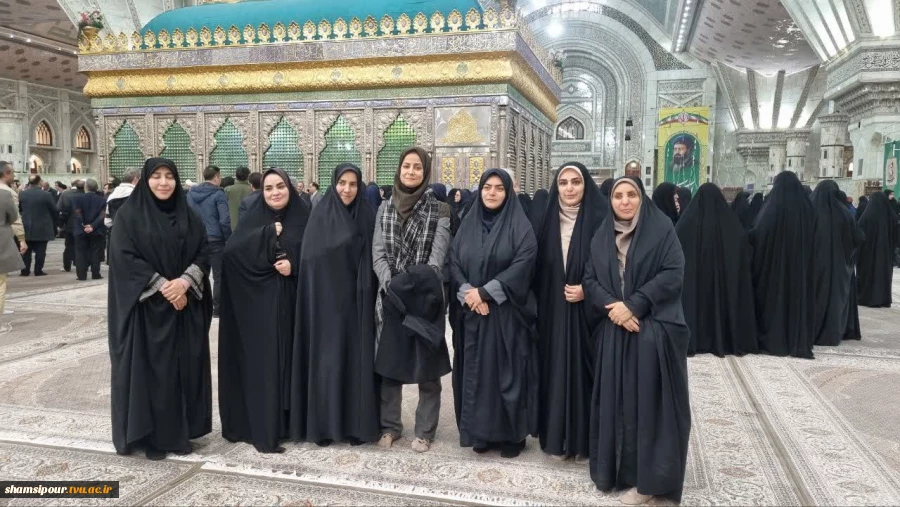 با حضور معاونان، مدیران و کارکنان دانشکده شهید شمسی پور؛
مراسم تجدید میثاق با آرمان‌های انقلاب اسلامی و تجدید عهد با مقام معظم رهبری برگزار شد. 2