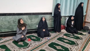 برگزاری مراسم معنوی زیارت عاشورا در دانشکده شهید شمسی پور 5