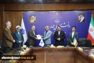 با حضور معاون آموزشی، معاون فرهنگی و دانشجویی و مسئول نهاد مقام معظم رهبری(مدظله) در دانشگاه ملی مهارت کشور؛
 مراسم تکریم و معارفه سرپرست دانشگاه ملی مهارت واحد استانی تهران و دانشکده فنی انقلاب اسلامی برگزار شد 3