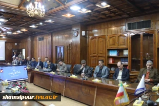 با حضور معاون آموزشی، معاون فرهنگی و دانشجویی و مسئول نهاد مقام معظم رهبری(مدظله) در دانشگاه ملی مهارت کشور؛
 مراسم تکریم و معارفه سرپرست دانشگاه ملی مهارت واحد استانی تهران و دانشکده فنی انقلاب اسلامی برگزار شد 9