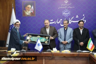 با حضور معاون آموزشی، معاون فرهنگی و دانشجویی و مسئول نهاد مقام معظم رهبری(مدظله) در دانشگاه ملی مهارت کشور؛
 مراسم تکریم و معارفه سرپرست دانشگاه ملی مهارت واحد استانی تهران و دانشکده فنی انقلاب اسلامی برگزار شد 14