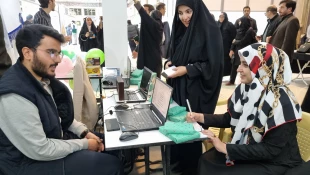 حضور فعال دانشکده شهید شمسی‌پور دراولین روز بازگشایی سی و‌ سومین نمایشگاه بین المللی قرآن کریم 9