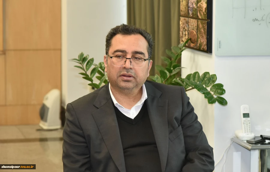 با تلاش‌های مستمر مدیریت دانشگاه ملی مهارت و همکاری همه جانبه معاونت مسکن و ساختمان وزارت راه و شهرسازی انجام شد؛
امکان دریافت پروانه اشتغال اصلی نظام مهندسی برای رشته‌های دانشگاه ملی مهارت با عنوان (حرفه‌ای) 3