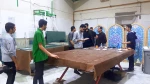 بازدید مهندس هوشیاری به همراه معاون دانشجویی و فرهنگی از کارگاه شیشه بری دانشجویان جهادگر دانشکده شهید شمسی پو 14