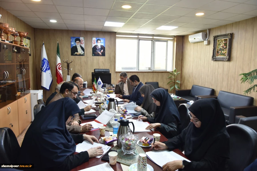 با حضور ریاست دانشگاه ملی مهارت برگزار شد
سیصدوهفتادونهمین جلسه کمیسیون موارد خاص دانشگاه ملی مهارت 6