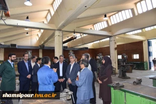رئیس دانشگاه ملی مهارت در جشنواره سرآمدی آموزش استان تهران:
دانشگاه ملی مهارت می تواند معمار دانشگاه‌های مهارتی کشور باشد و اصولی مثل تعیین استاندارد، تربیت مربی و تضمین کیفیت را راهبری نماید/ استاد سرآمد کسی است که دانش را به مهارت تبدیل کند. 64