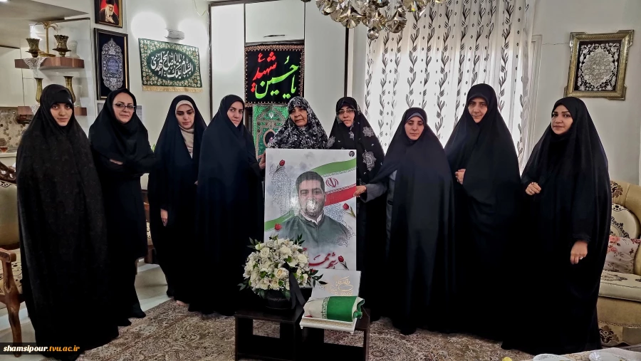 دیدار رئیس دانشکده شهید شمسی‌پور در جمع خانواده  دانشجوی شهید مهدی حسینی؛ 
  روایت ایثار و پایداری 2