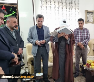دیدار رئیس دانشکده شهید شمسی‌پور در جمع خانواده  دانشجوی شهید مهدی حسینی؛ 
  روایت ایثار و پایداری 6