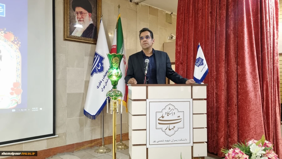 آیین تجدید میثاق با خانواده‌های شهدای والا مقام جنگ رمضان به مناسبت  بزرگداشت روز شهدای خدمت در دانشکده شهید شمسی پور 3
