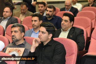 در یادواره شهدای خانواده بزرگ دانشگاه ملی مهارت در جنگ رمضان تأکید شد؛
لزوم بازخوانی سیره شهدا و ثبت میراث ماندگار دفاع مقدس در دانشگاه‌ها 3