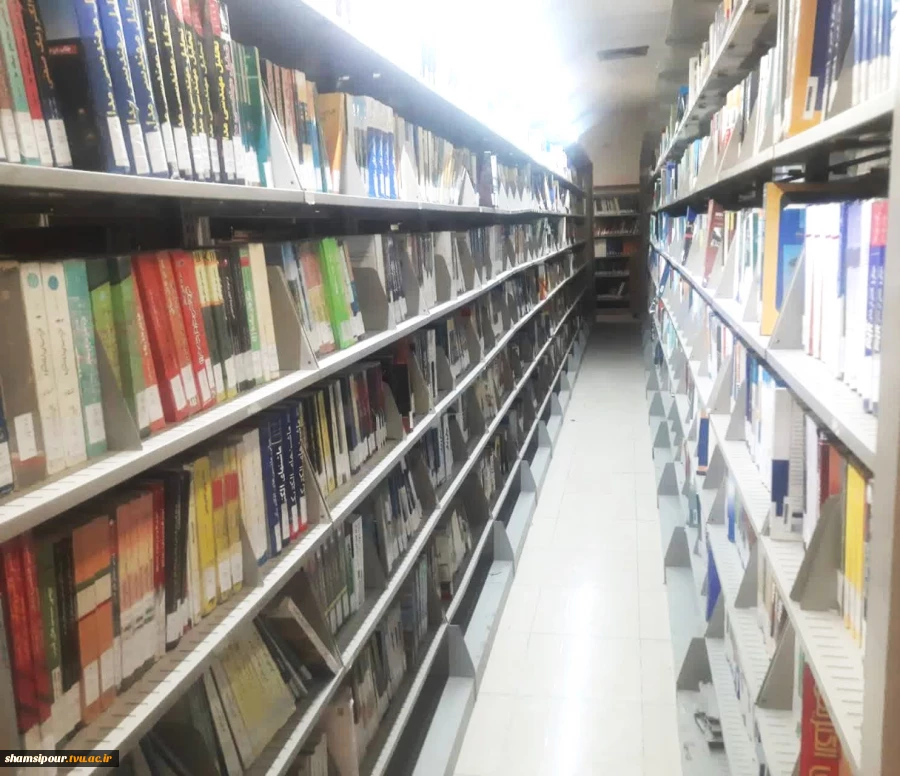 در راستای تکمیل کتابخانه دانشکده ؛ 
خرید کتاب از هفتمین نمایشگاه کتاب مجازی و اهدای کتاب از سوی معاونت پژوهش و فناوری دانشکده شهید شمسی پور 2