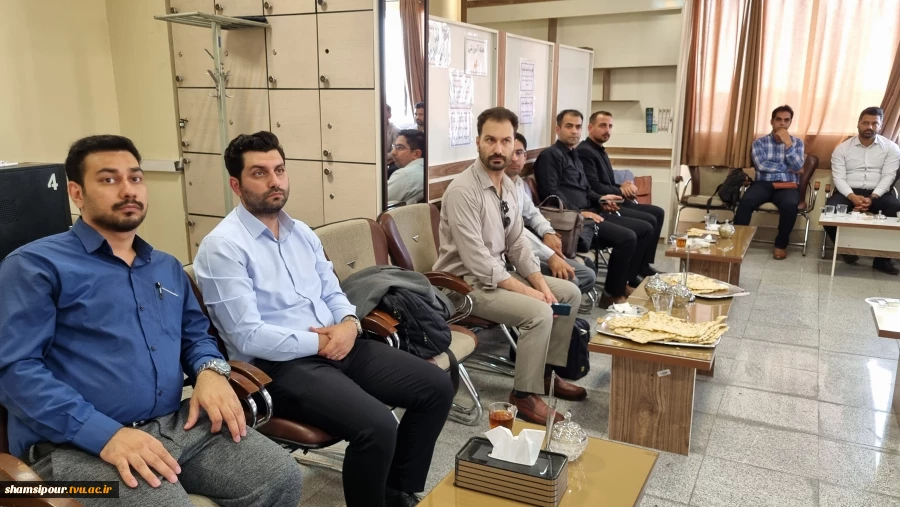 مصاحبه علمی و آزمون عملی (PE) متقاضیان جذب اعضای هیأت علمی فراخوان بهمن 1404رشته مهندسی الکترونیک و برق به میزبانی دانشکده شهید شمسی پور 5