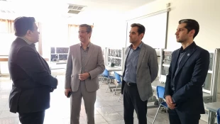 بازدید معاون آموزشی دانشگاه ملی مهارت از دانشکده شهید شمسی پور؛
   تأکید بر  ارتقای کیفیت آموزش ، توسعه زیر ساخت ها و بهبود شرایط آموزشی دانشجویان 3