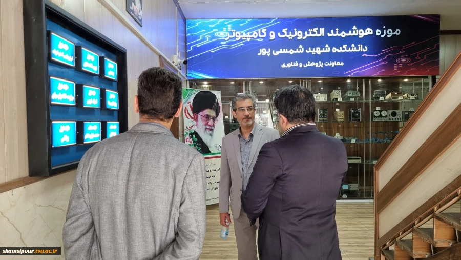 بازدید معاون آموزشی دانشگاه ملی مهارت از دانشکده شهید شمسی پور؛
   تأکید بر  ارتقای کیفیت آموزش ، توسعه زیر ساخت ها و بهبود شرایط آموزشی دانشجویان 19