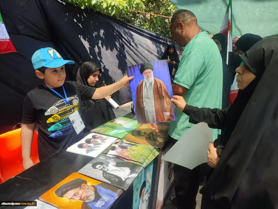 برپایی موکب خدمت‌رسانی دانشگاهیان دانشگاه ملی مهارت در مسیر وداع با رهبر شهید 9