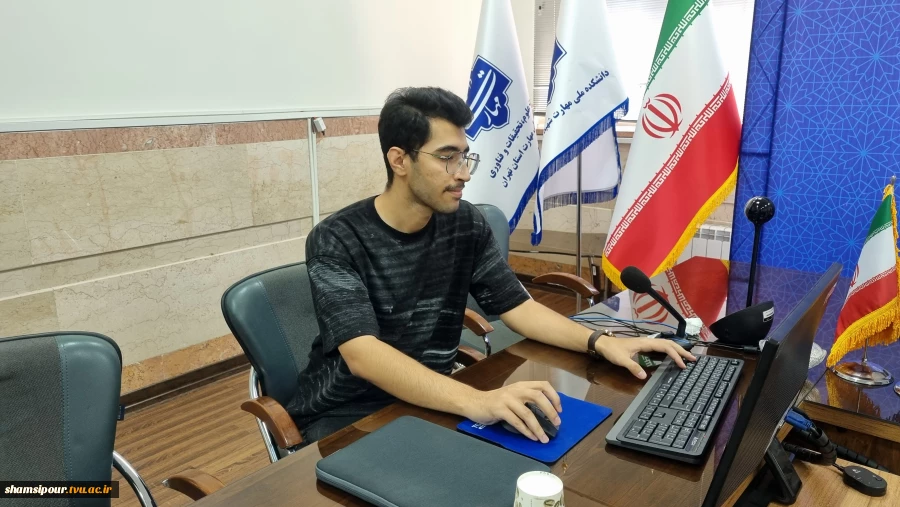 تداوم حمایت از هسته‌های فناور؛
برگزاری سیزدهمین نشست ارزیابی و داوری مرکز رشد دانشکده شهید شمسی‌پور 4