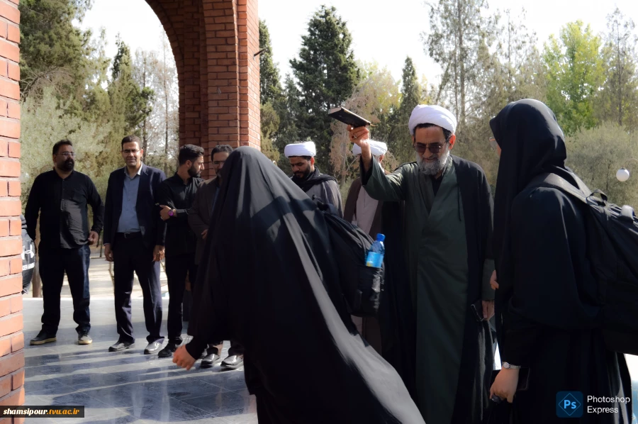 آیین بدرقه کاروان‌های دانشجویی دانشگاه ملی مهارت استان تهران به مقصد پیاده‌روی اربعین حسینی با حضور مسئولان دانشگاه 4