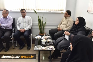 دیدار دکتر زمانی با کارکنان دفتر برنامه، بودجه، تحول اداری و بهره‌وری 5