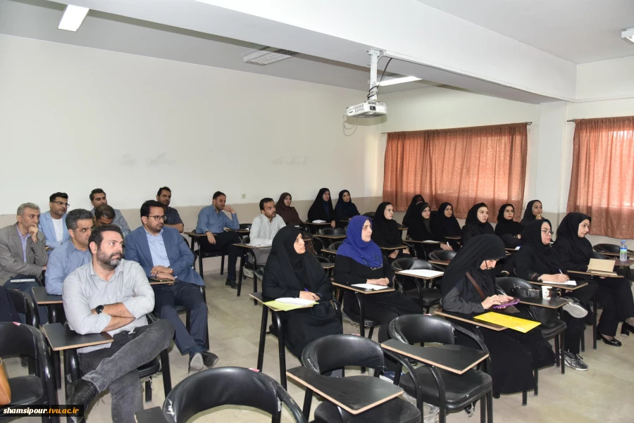 با هدف تعالی معرفتی، ارتقای مهارتی و با مشارکت ۸ استان؛
آغاز به کار دوره سراسری توانمندسازی و دانش‌افزایی اعضای هیئت‌علمی دانشگاه ملی مهارت 18