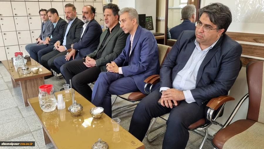 از آغاز سال تحصیلی تا اهتزاز پرچم ایران؛ 
دانشکده شهید شمسی‌پور به استقبال سالی تازه رفت 3