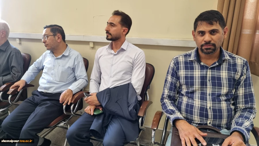از آغاز سال تحصیلی تا اهتزاز پرچم ایران؛ 
دانشکده شهید شمسی‌پور به استقبال سالی تازه رفت 5