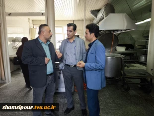بازدید سرزده دکتر سید جلال هاشمی از دانشکده شهید شمسی‌پور؛ 
تأکید بر هم‌افزایی و ارتقای کیفیت 30